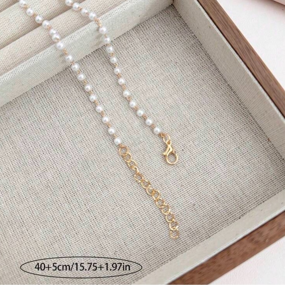 Cherry fruit charm pearl gold necklace - Picture 4 of 4